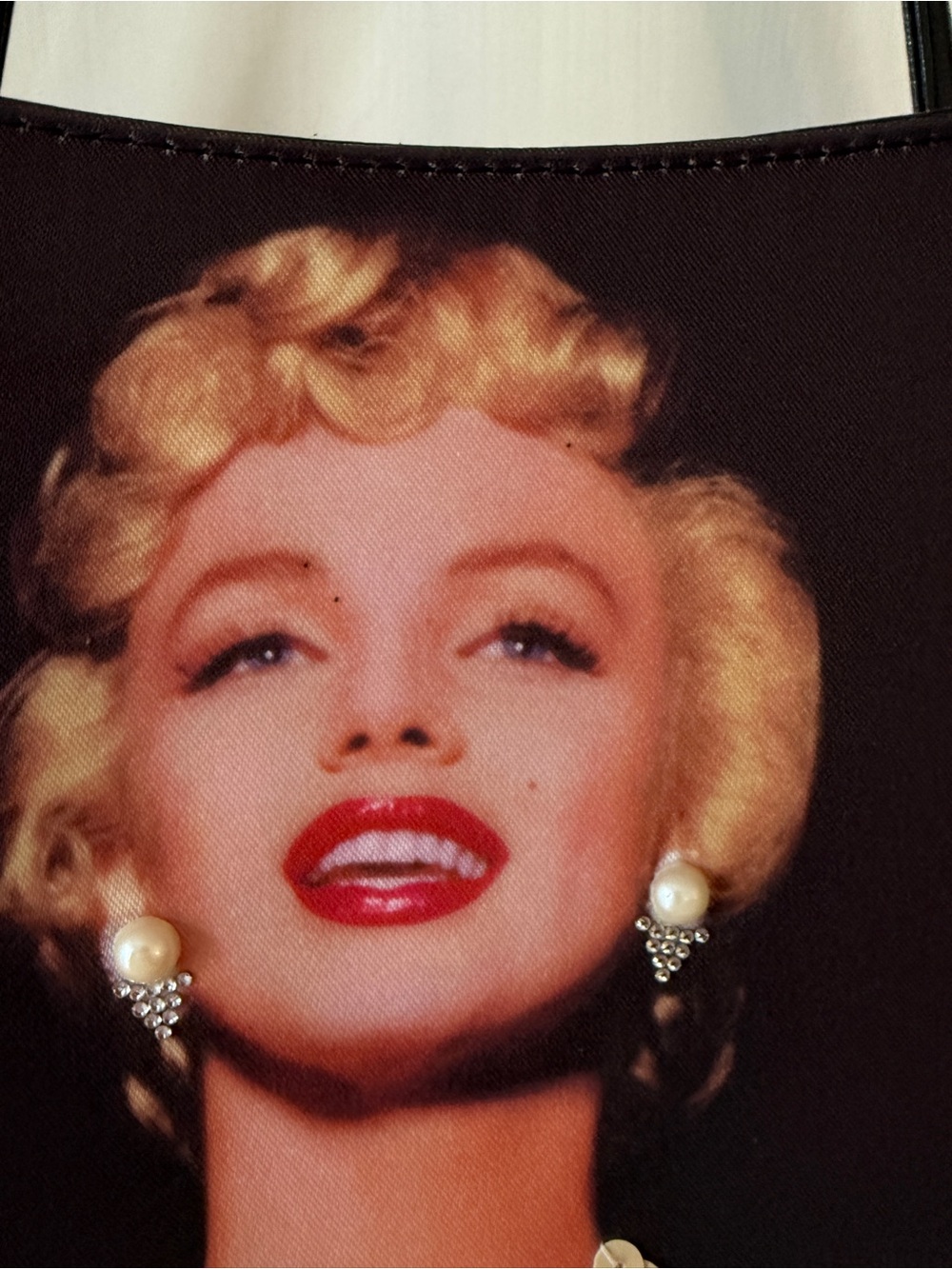 Marilyn Monroe Black Portrait-Print Shoulder Bag - Picture 3 of 13